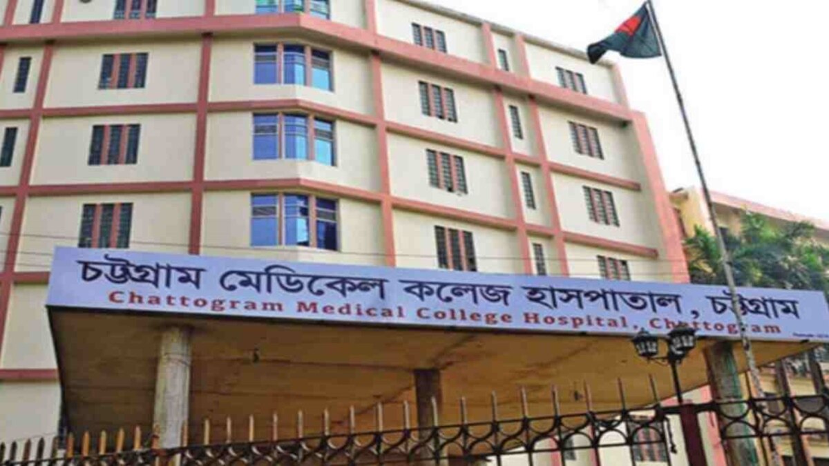 চট্টগ্রামে কনটেইনার ডিপোতে কালমারের চাপায় শ্রমিকের মৃত্যু