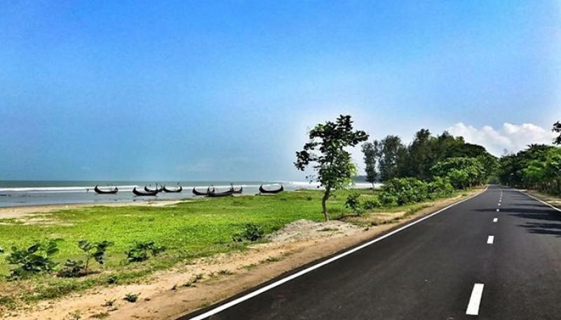 বাইক দুর্ঘটনায় এবার কক্সবাজার মেরিন ড্রাইভে নারীর মৃত্যু