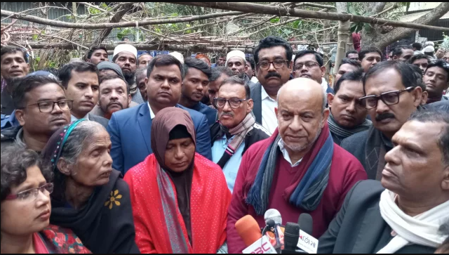 ট্রেনে অগ্নিকাণ্ডে নিখোঁজ হওয়া আবু তালহার নামে সড়কের নামকরণের ঘোষণা রেলমন্ত্রীর