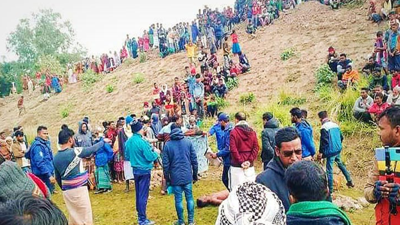 সেতুর পাশে মিলল বালু শ্রমিকের মরদেহ