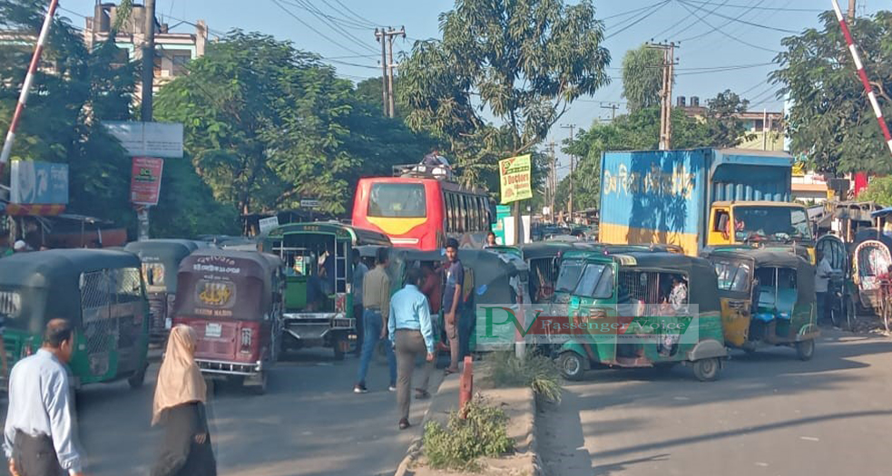 কাপ্তাই রাস্তার মাথায় কেন বারবার সংঘর্ষ?