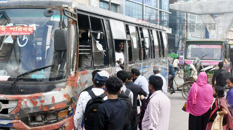 চট্টগ্রামে ৮০০ গণপরিবহনের রুট পারমিট বাতিল হচ্ছে
