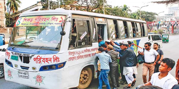 আজ থেকে চালু হচ্ছে বাসের ‘গেটলক সিস্টেম’