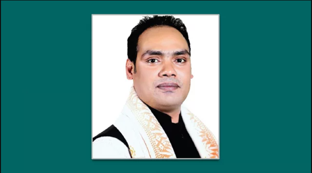 রাস্তায় অটোরিকশা থেকে টোল আদায়: পৌর মেয়রকে শোকজ