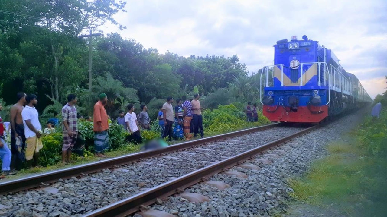 এক বছর ধরে বন্ধ উত্তরা এক্সপ্রেস ট্রেন