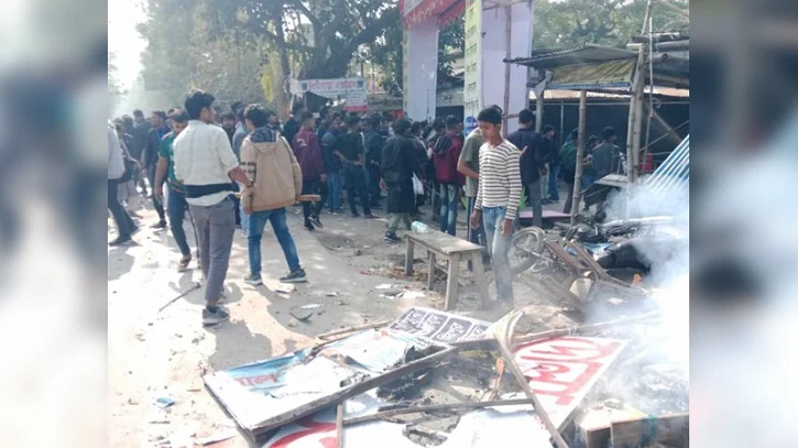 ‘মার্চ ফর ইউনিটি’র শিক্ষার্থীদের গাড়িবহরে হামলা, সংঘর্ষে রণক্ষেত্র