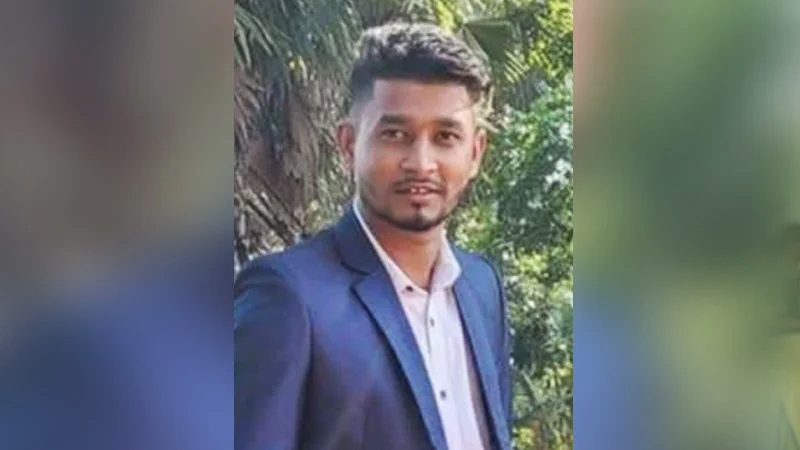 বিয়ের ৪ দিনের মাথায় মোটরসাইকেল দুর্ঘটনায় প্রাণ গেল যুবকের