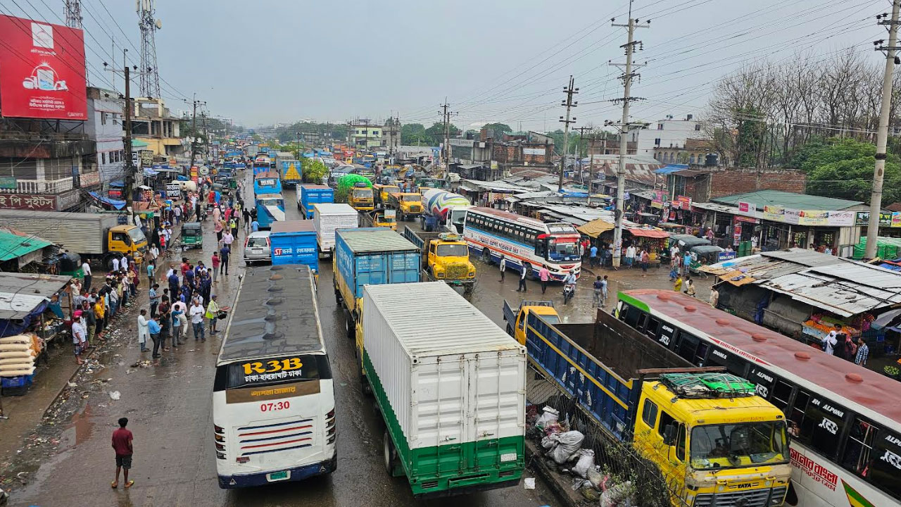 অবরোধ প্রত্যাহার, গাজীপুরে আড়াই ঘণ্টা পর যান চলাচল স্বাভাবিক
