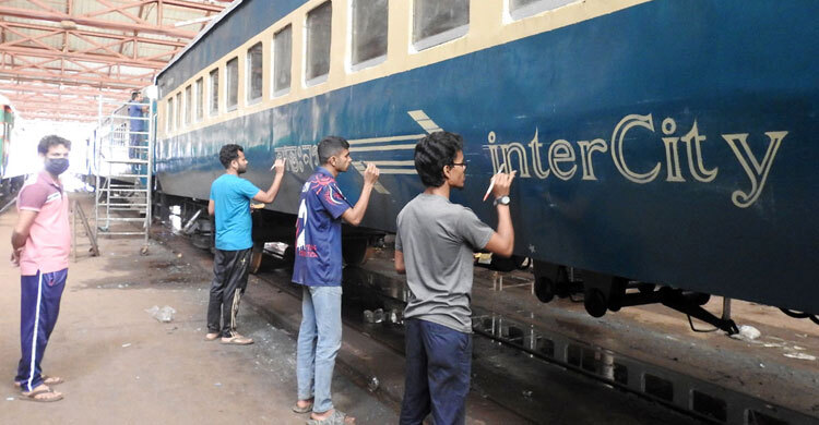 ঈদ ঘিরে ব্যস্ততা সৈয়দপুর রেল কারখানায়, আছে সংকট