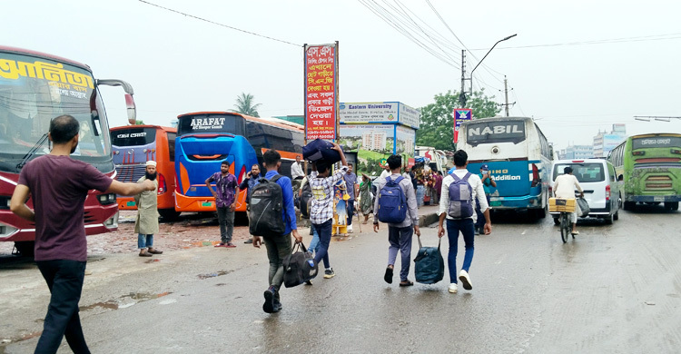 লোকাল বাসে ৫৫০ টাকার ভাড়া ৯০০, ভোগান্তিতে যাত্রীরা
