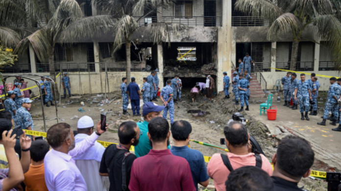 নিখোঁজ পরিবারের সদস্যদের ডিএনএ নমুনা দেওয়ার অনুরোধ