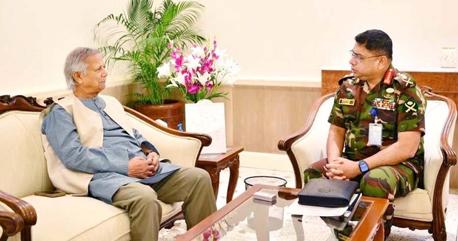 অন্তর্বর্তী সরকারকে পূর্ণ সহযোগিতার আশ্বাস সেনাপ্রধানের