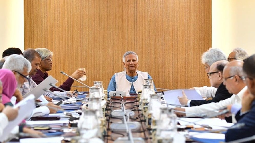 বিদেশি ঋণ গ্রহণে সতর্ক সরকার