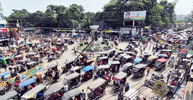 যানজট নিরসনে বগুড়ায় ‘রঙ কোডে’ চলবে অটোরিকশা