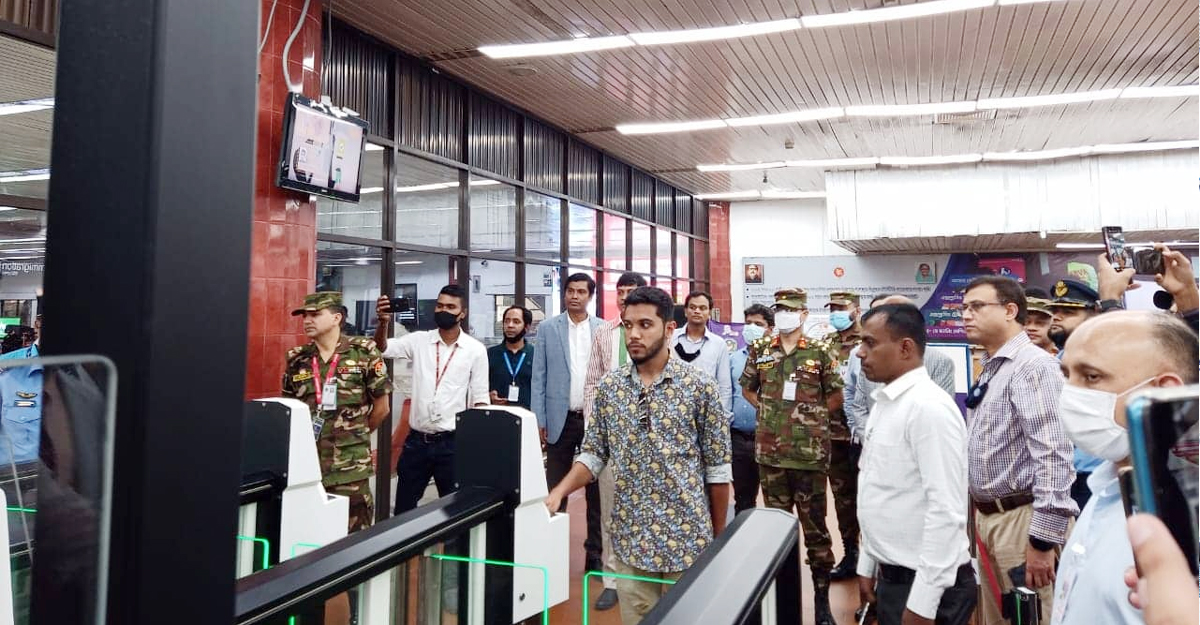 ইমিগ্রেশনে সেই আগের ভোগান্তি, শাহজালালে বন্ধ ই-গেট সেবা