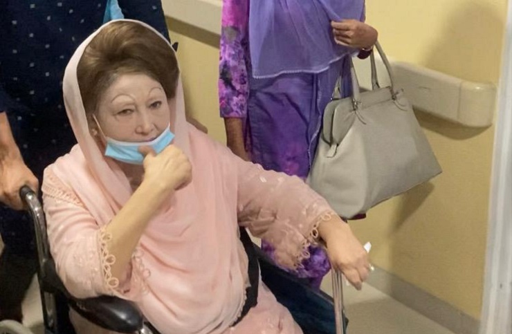 স্বাস্থ্য পরীক্ষার জন্য হাসপাতালে ভর্তি খালেদা জিয়া