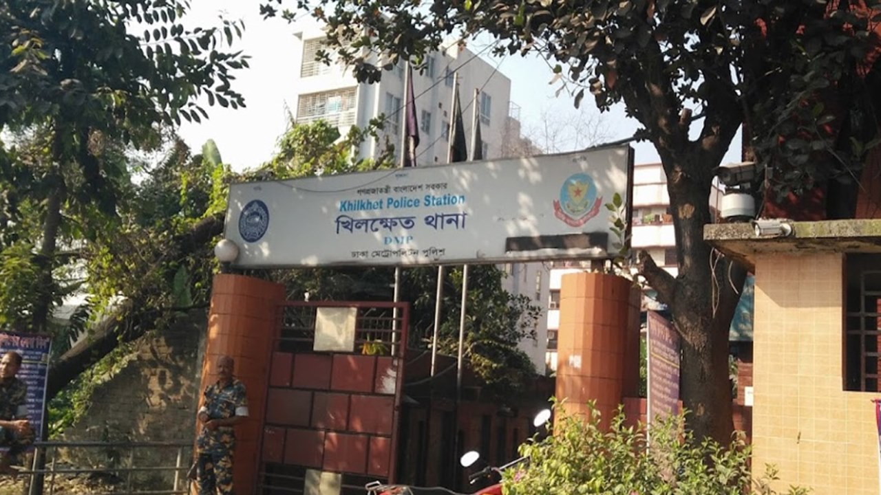 ৩০০ ফিটে রাস্তা পারাপারের সময় গাড়ির ধাক্কায় অজ্ঞাতপরিচয় ব্যক্তি নিহত