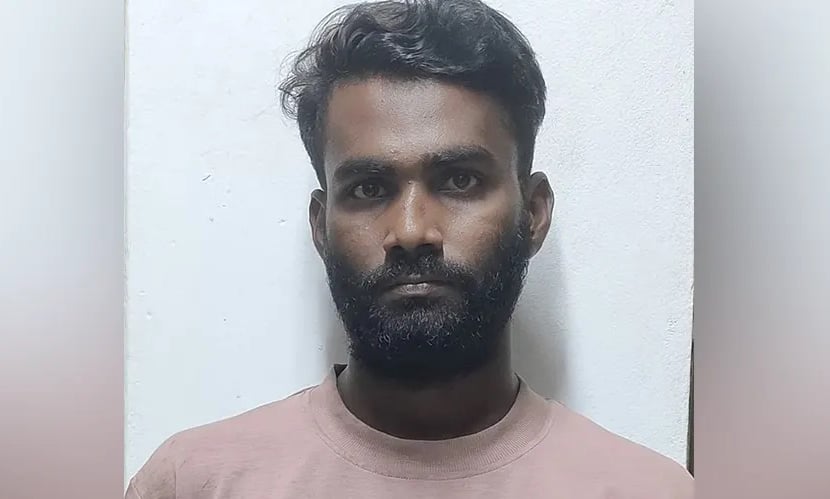 নগরীর সদরঘাট জেটিতে ট্রাক চালকের ছুরিকাঘাতে ট্রাক চালক খুন
