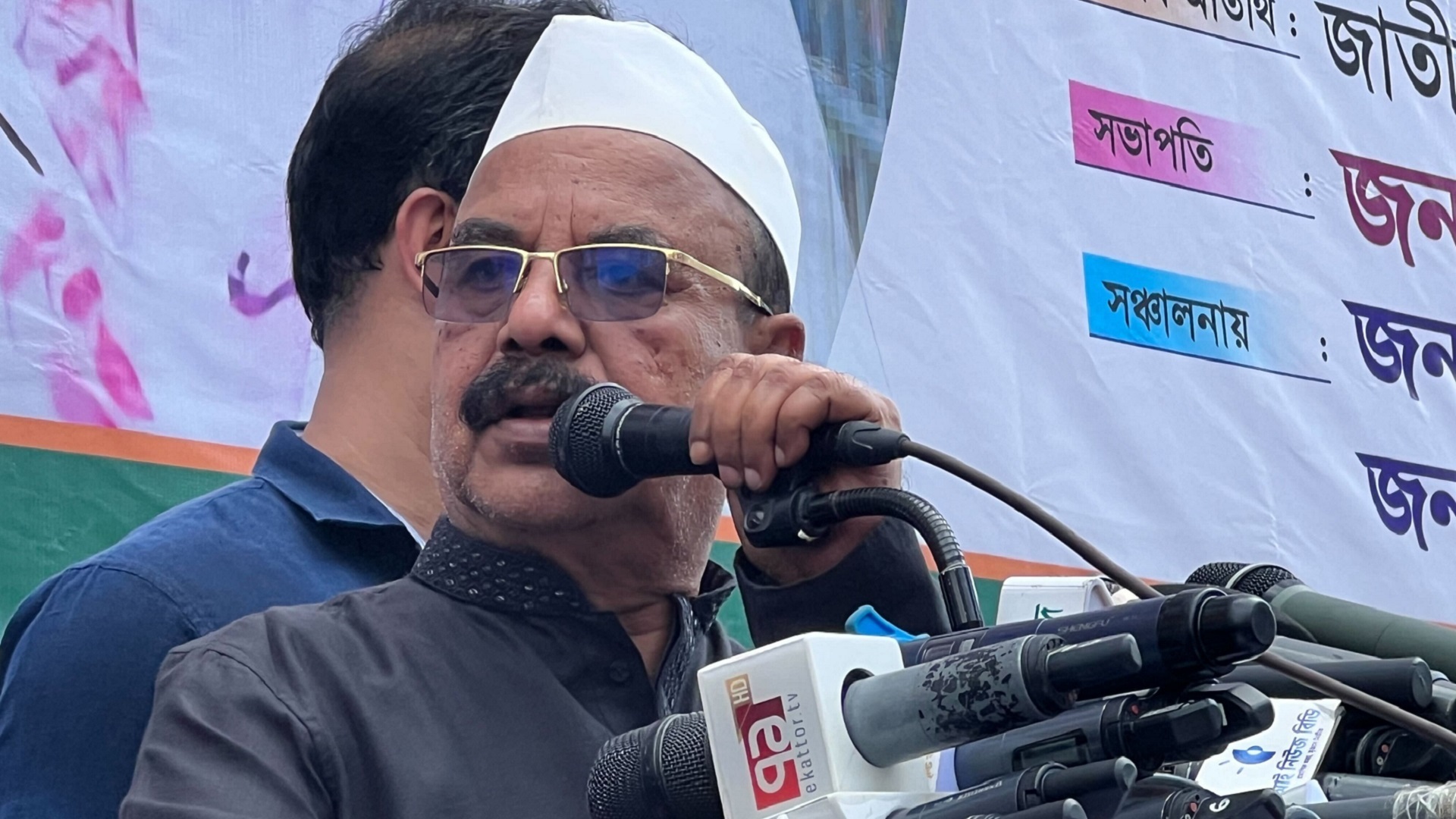 স্বৈরাচাররা নির্বাচন বানচাল করার চেষ্টা চালাচ্ছে: গয়েশ্বর চন্দ্র