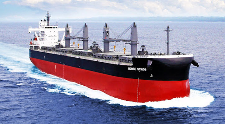 যুক্তরাষ্ট্র থেকে ৬১ হাজার টন গম নিয়ে চট্টগ্রাম বন্দরে জাহাজ