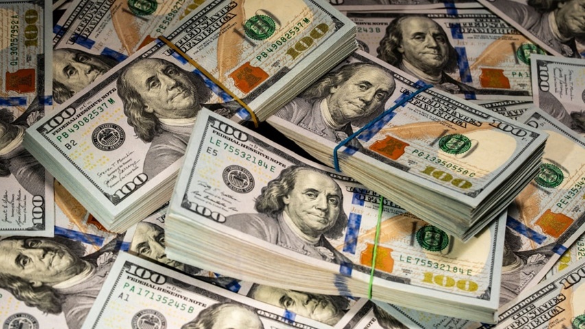 ১৯ দিনে প্রবাসী আয় দুই বিলিয়ন ডলার