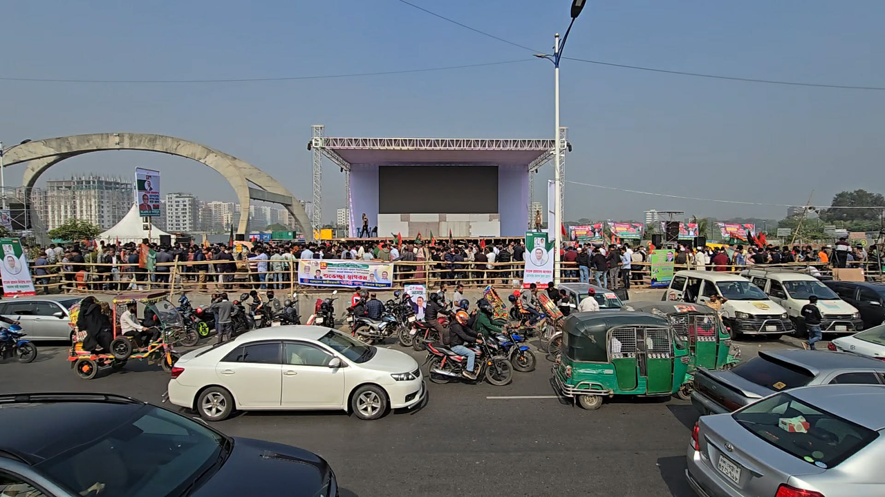 সিলেট বিমানবন্দরে ভিড় না করার নির্দেশ