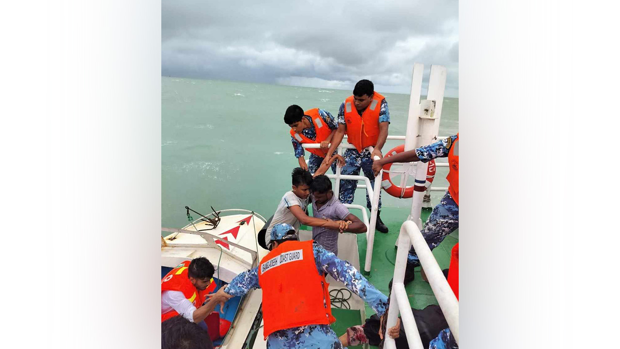 সেন্ট মাটিন স্পিডবোট দুর্ঘটনায় দুইজনের প্রাণহানি