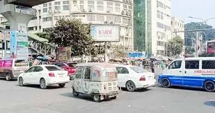 ৪৫ মিনিট অবরোধের পর সড়ক ছেড়েছে শিক্ষার্থীরা, যানচলাচল স্বাভাবিক