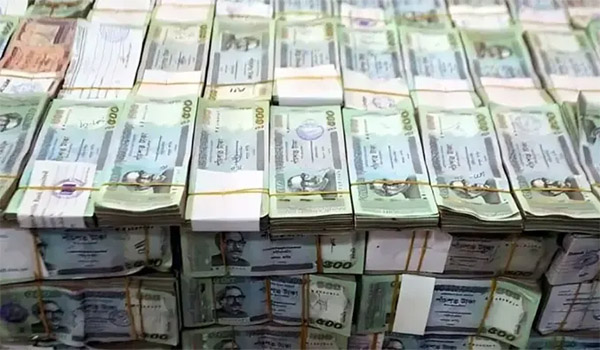 তিন মাসে কোটিপতি গ্রাহকের আমানত কমেছে ৫৯ হাজার কোটি