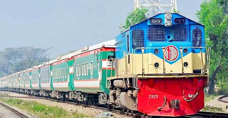 বিএনপির নেতা-কর্মীদের বহনে পশ্চিমে চার জোড়া বিশেষ ট্রেন