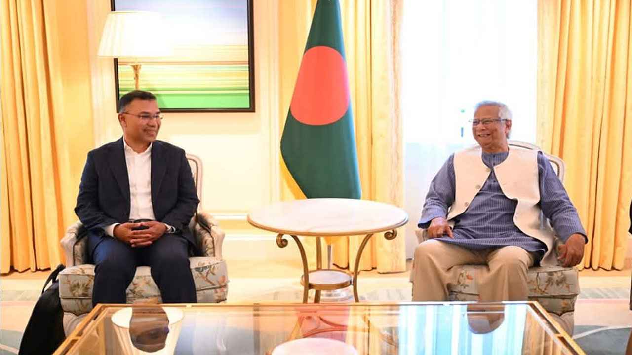 আজ প্রধান উপদেষ্টার সঙ্গে সাক্ষাৎ করবেন তারেক রহমান