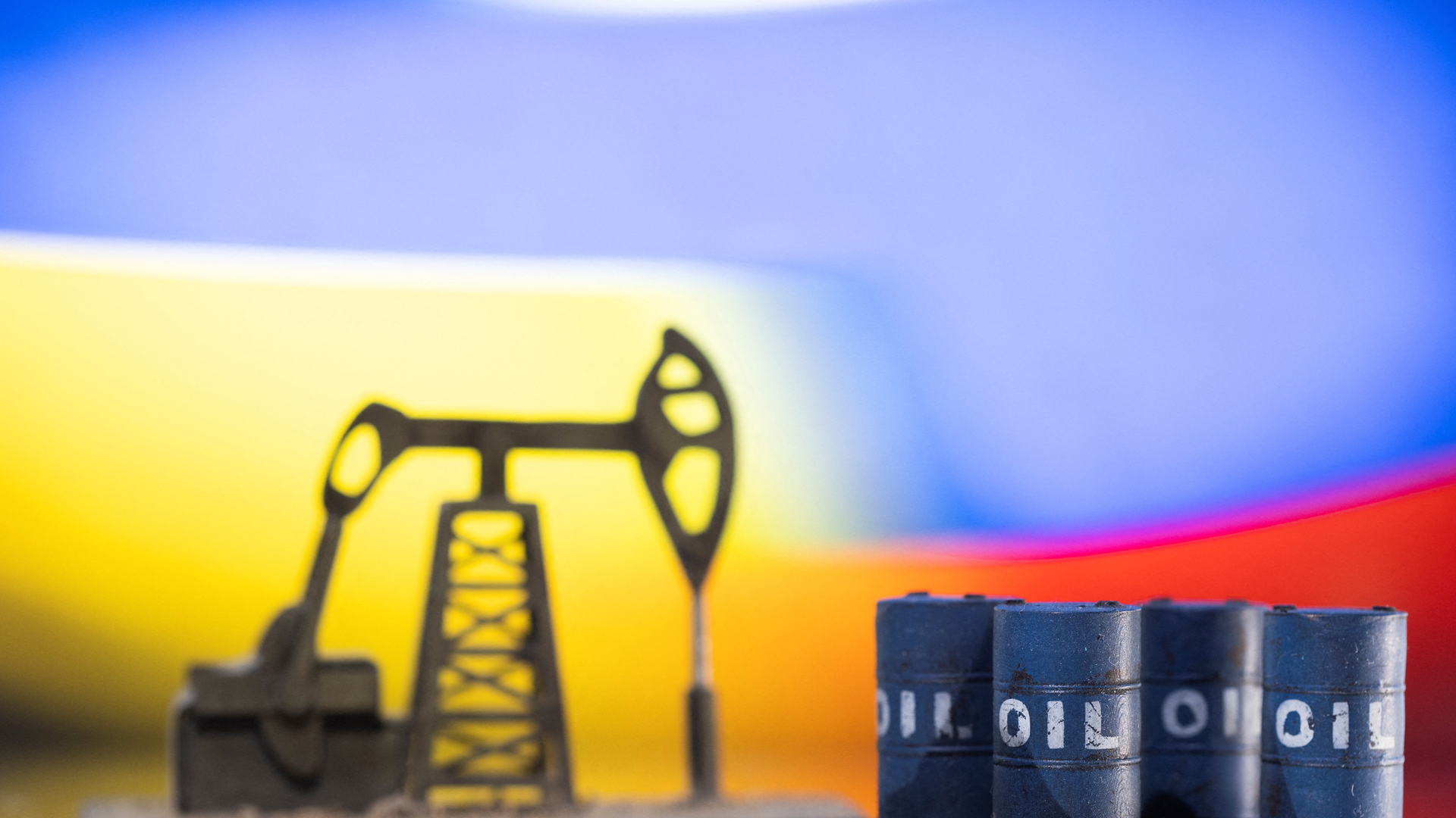 বিশ্ববাজারে আবারও বেড়েছে তেলের দাম