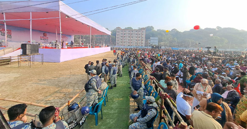 চট্টগ্রামে তারেক রহমানের সমাবেশ,রাত থেকেই নেতাকর্মীদের জনস্রোত