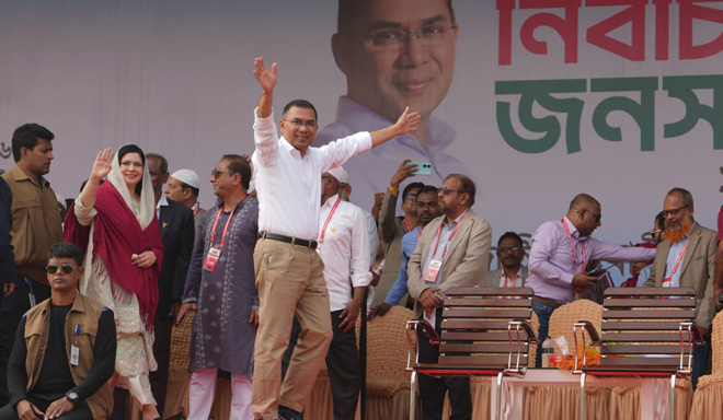 রাজশাহীসহ উত্তরাঞ্চলের উন্নয়নের জন্য পদ্মা ব্যারেজ নির্মাণ করা হবে