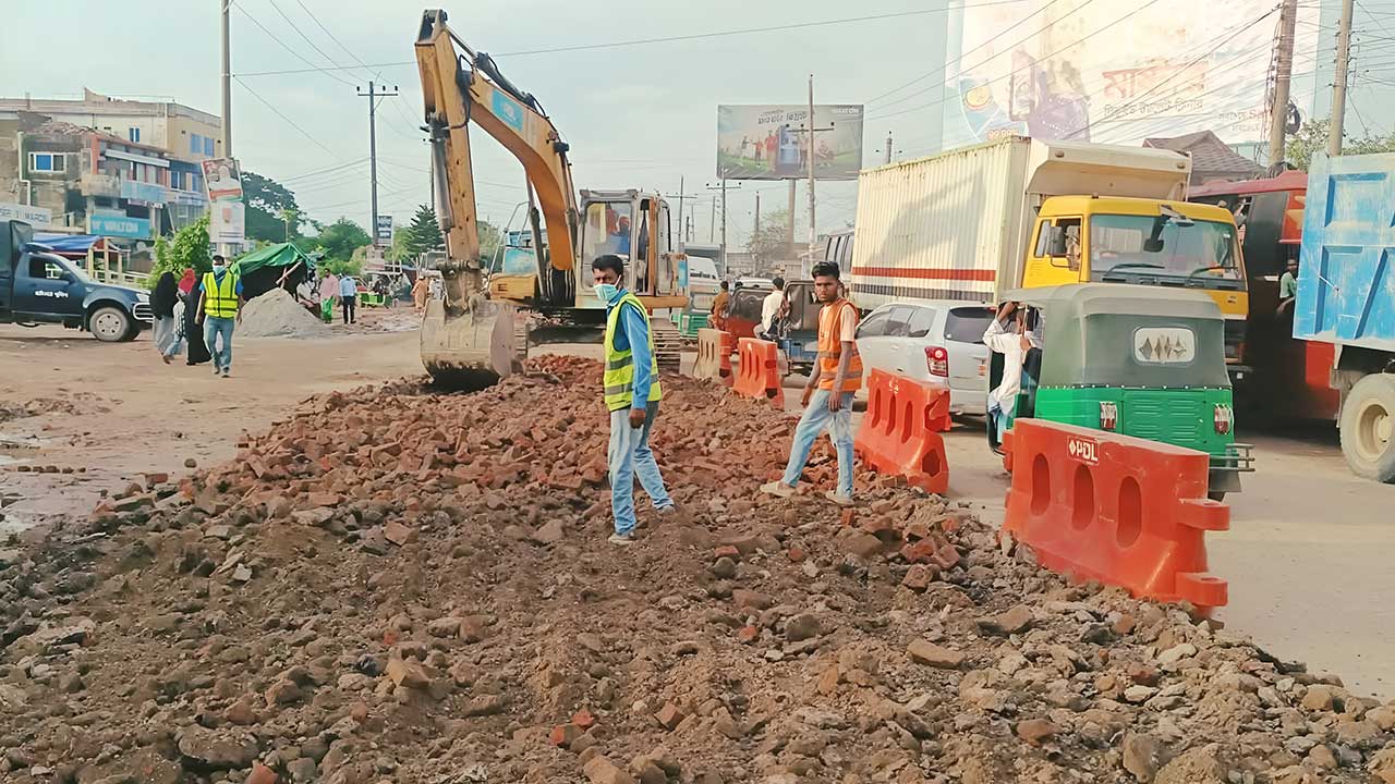 সড়ক ও ব্রিজ-কালভার্ট রক্ষণাবেক্ষণে অর্থ ছাড়ে ইসির সম্মতি