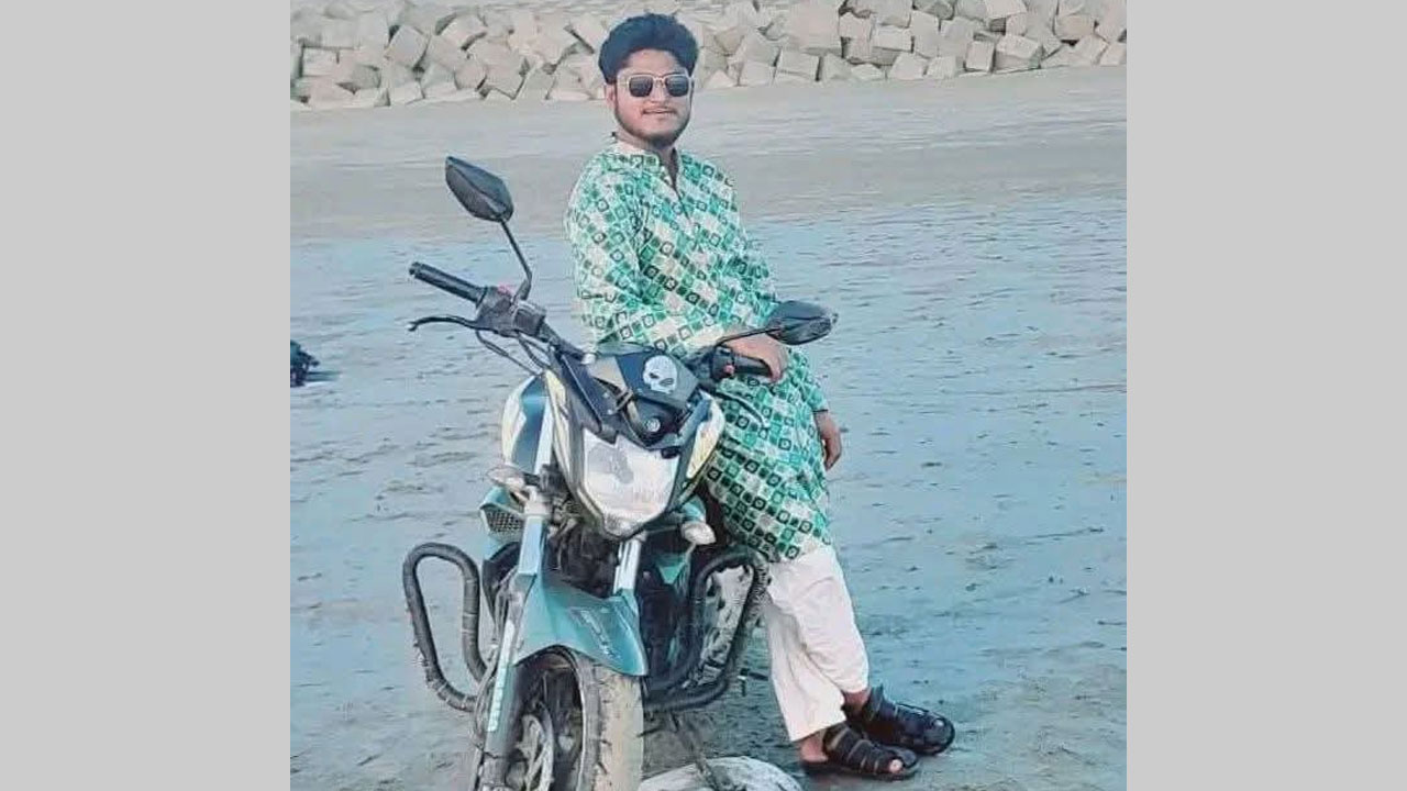 চট্টগ্রামে সড়ক দুর্ঘটনায় মোটরসাইকেল আরোহীর মৃত্যু