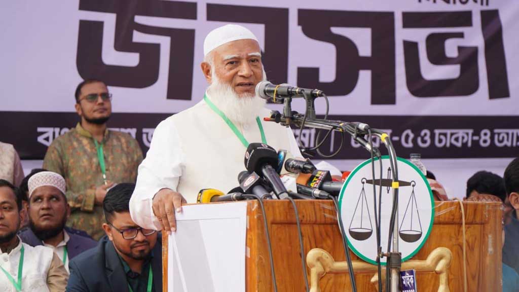 নারীদের জন্য সান্ধ্য বাস চালুর আশ্বাস জামায়াত আমিরের