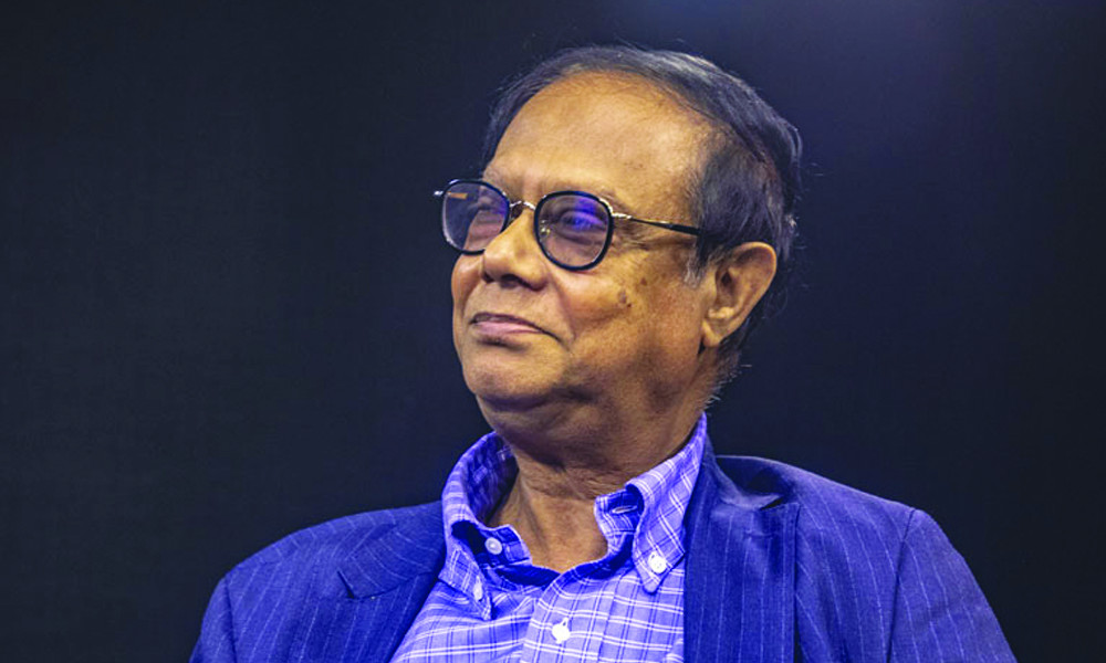 বিনিয়োগ বাড়াতে কার্যকর কৌশল নিতে হবে: গভর্নর