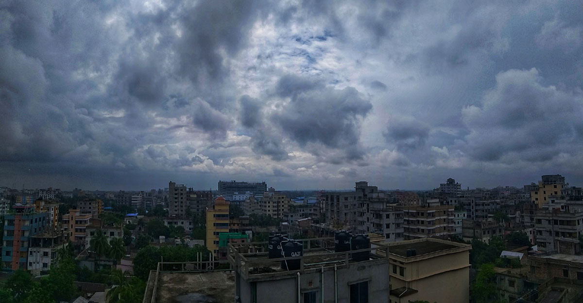 ঢাকাসহ সারা দেশে আকাশ মেঘলা থাকতে পারে আজ, বাড়বে না তাপমাত্রা