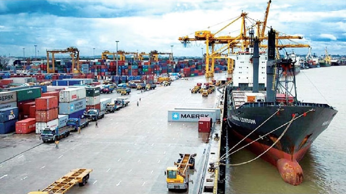 ১৫ শ্রমিক নেতার বিরুদ্ধে ব্যবস্থা নিতে দুদকে আবেদন বন্দর কর্তৃপক্ষের