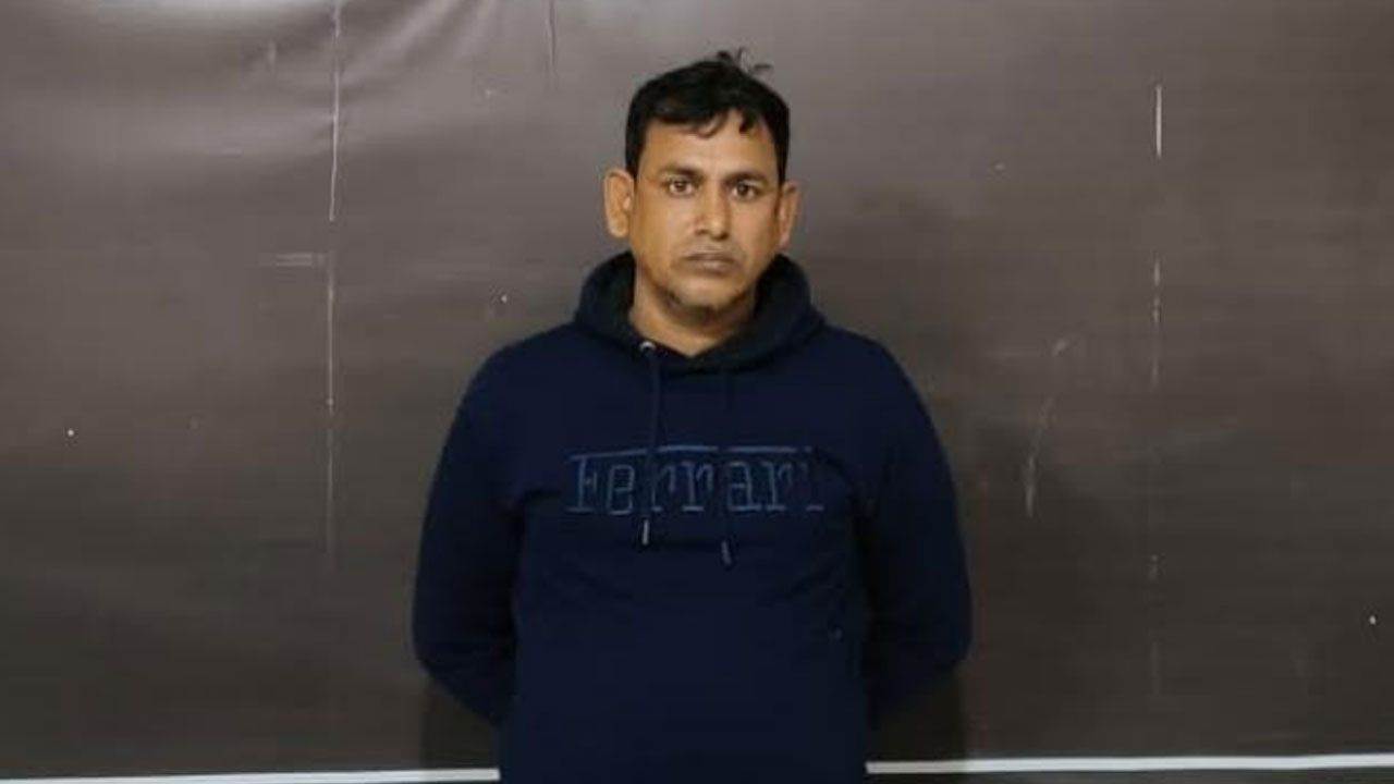 বাসে পরিচয় থেকে প্রেম-বিয়ে, শেষে হত্যা