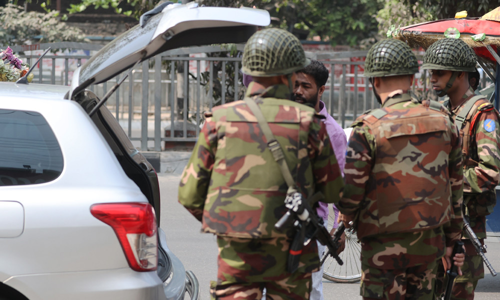 দেশের প্রধান তেলের ডিপোগুলোতে সেনাবাহিনী মোতায়েনের অনুরোধ