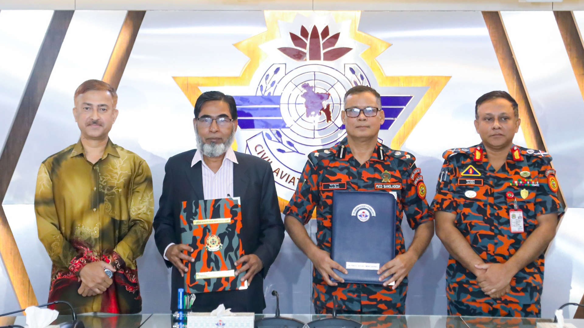 ফায়ার সার্ভিস ও বেবিচকের মধ্যে সমঝোতা স্বাক্ষর