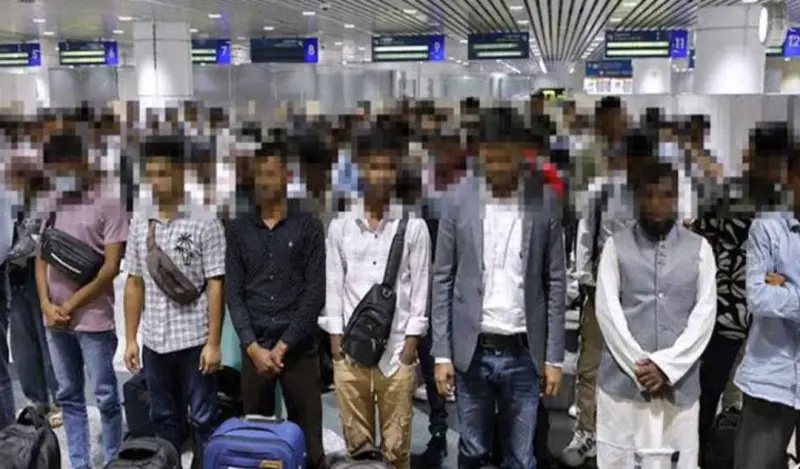 মালয়েশিয়া থেকে ৩৫ বাংলাদেশিসহ ২৪৫ অভিবাসীকে নিজ দেশে ফেরত পাঠাল