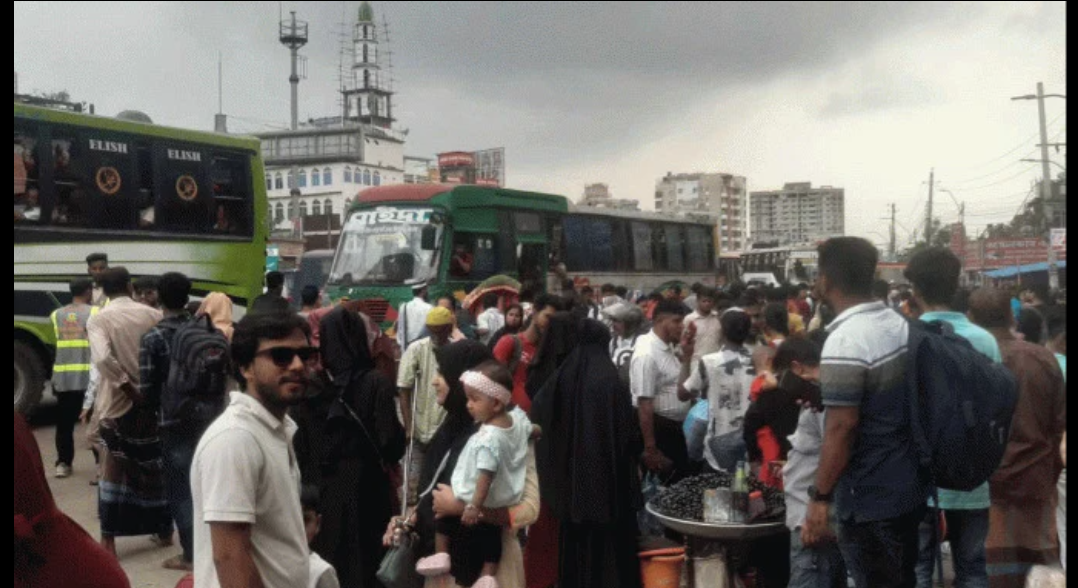 ঈদযাত্রায় দ্বিগুণ-তিনগুণ ভাড়া, ২০ বছরের রেকর্ড ভাঙছে এবারের নৈরাজ্য: যাত্রী কল্যাণ সমিতি