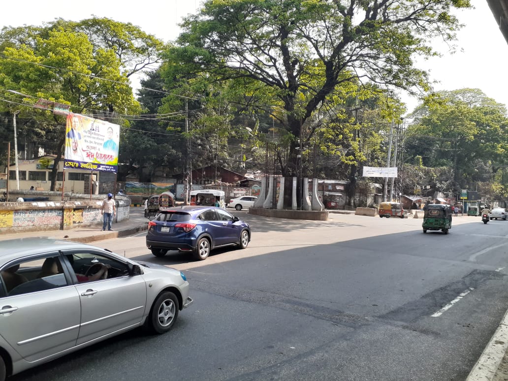 ঈদের চতুর্থ দিনেও নেই ভীড়, চট্টগ্রামে গণপরিবহনে নেই যাত্রীদের চাপ