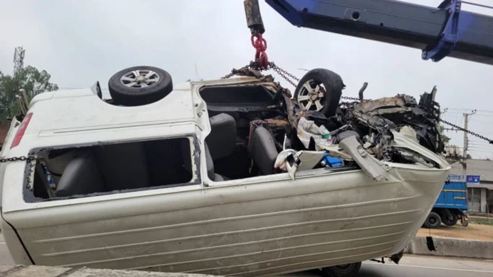 ঈদে বাড়ি ফেরার পথে বগুড়ায় সড়ক দুর্ঘটনায় নিহত ৩