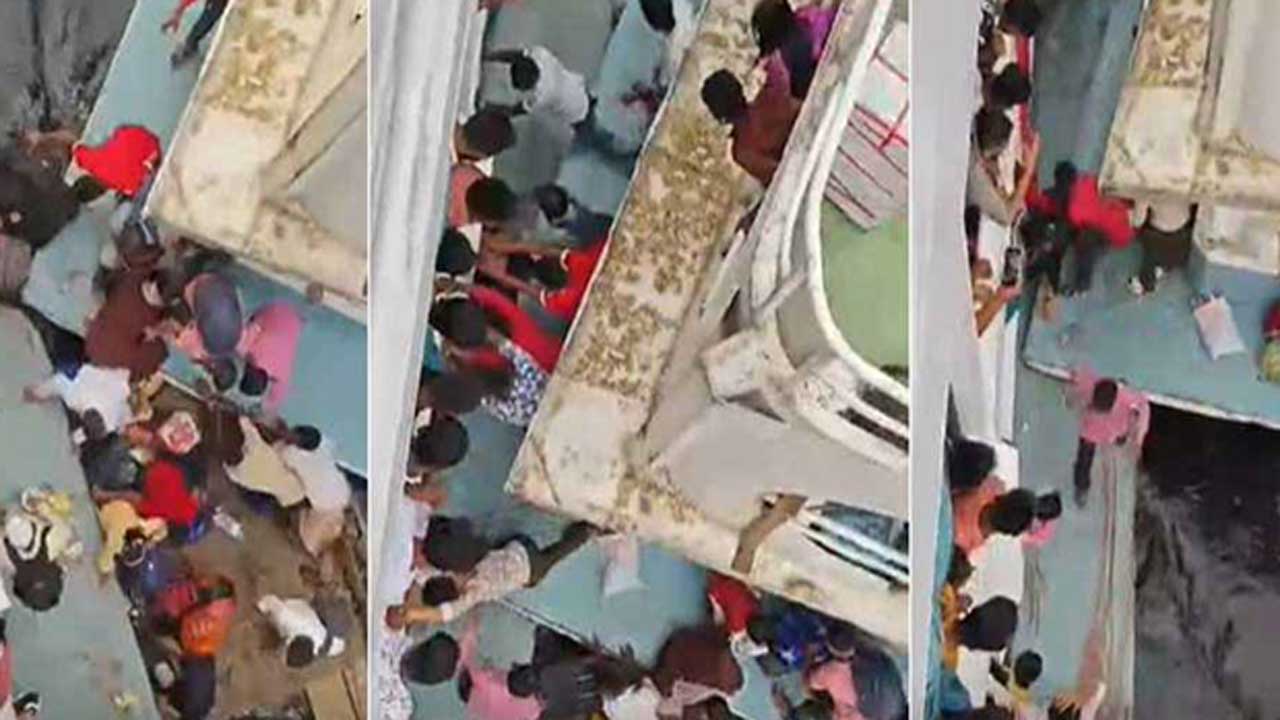 সদরঘাটে দুই লঞ্চের সংঘর্ষে নিহত ১, নিখোঁজ একাধিক