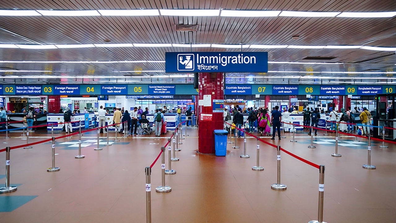 আকাশপথ বন্ধের ৬ দিন: ঢাকা থেকে বাতিল হলো ২১০ ফ্লাইট