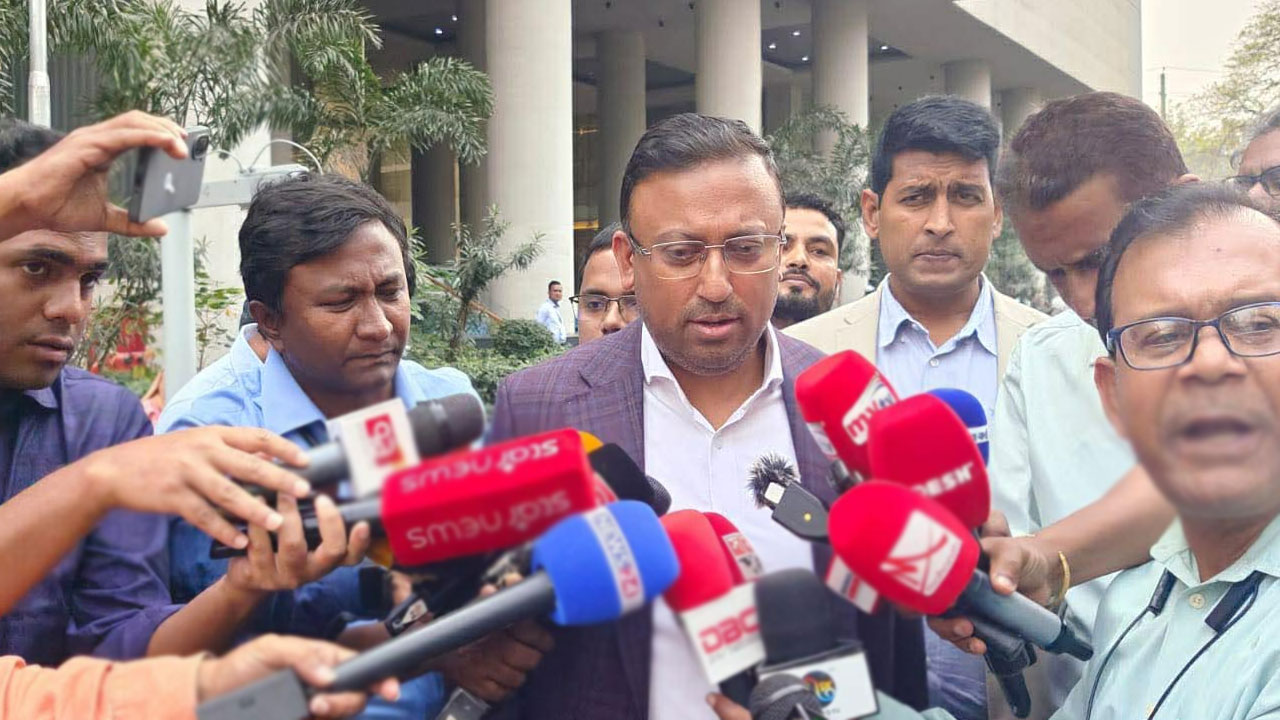 বাংলাদেশ চায় কূটনৈতিক আলোচনার মাধ্যমে সমস্যার সমাধান আসুক